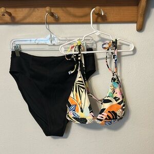 NWOT Old Navy Bikini Size Large